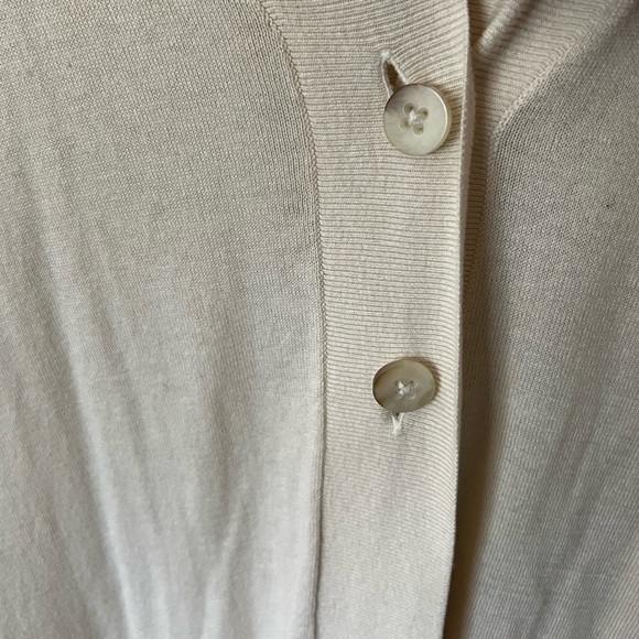 Banana Republic Lightweight Beige Short-Sleeve 2-Button Sweater / Cover Up - Picture 4 of 5